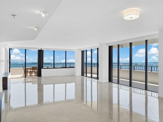 Продажа квартиры #UPH-03 - фото 6619043