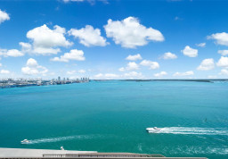 Квартира #UPH-03