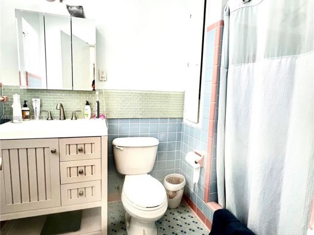 Продажа дома по адресу 7500 SW 81st Ave - фото 7526663