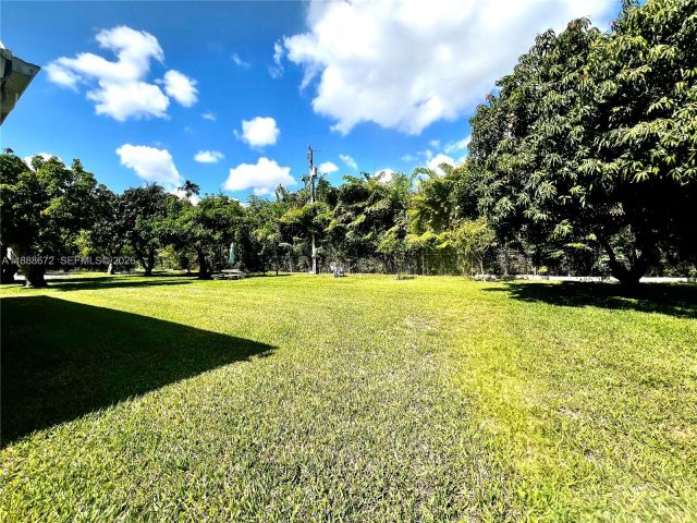 Продажа дома по адресу 7500 SW 81st Ave - фото 7526673