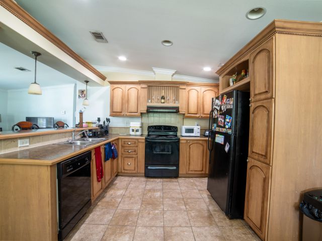 Дом в аренду по адресу 1102 19th Street - фото 6814072