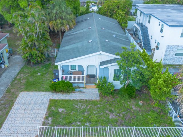 Дом в аренду по адресу 1102 19th Street - фото 6814090