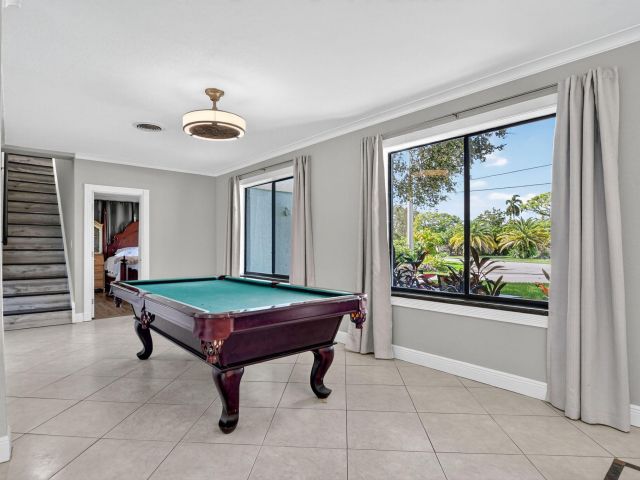 Продажа дома по адресу 1517 SE 4th Court - фото 6622037