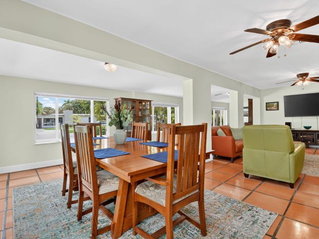 Продажа дома по адресу 1309 SW 19th Avenue - фото 6642327