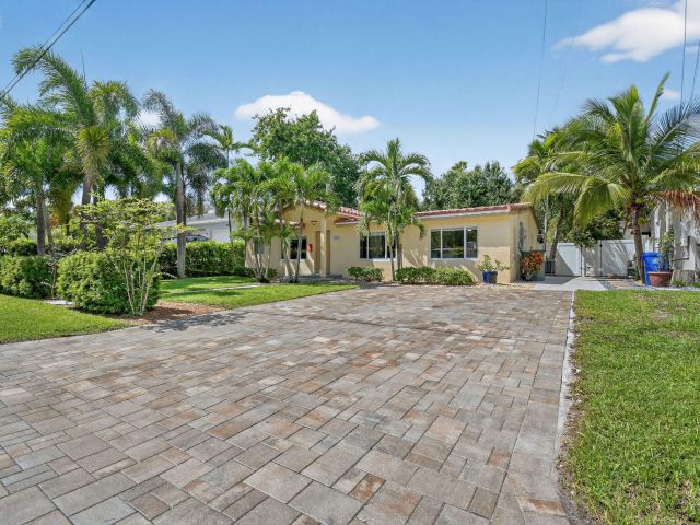 Продажа дома по адресу 1309 SW 19th Avenue - фото 6642337