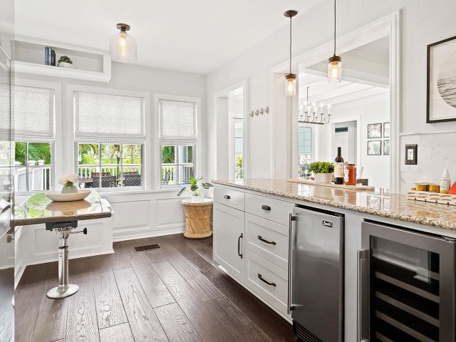 Продажа дома по адресу 4206 Washington Road - фото 6626115