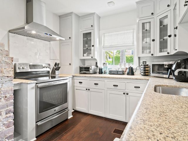 Продажа дома по адресу 4206 Washington Road - фото 6626116