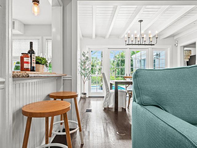 Продажа дома по адресу 4206 Washington Road - фото 6626124