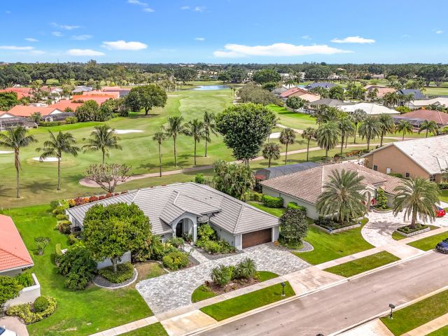 Продажа дома по адресу 11043 Boca Woods Lane - фото 6651799