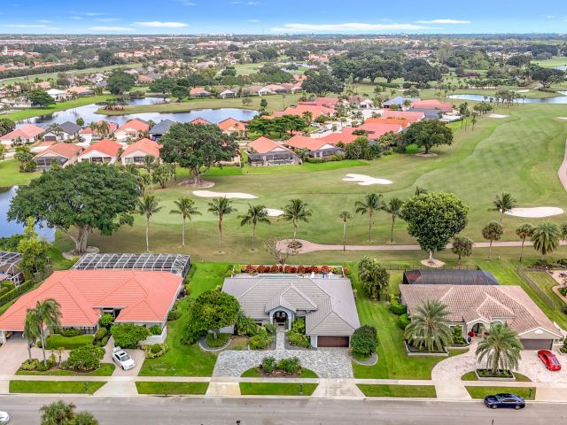 Продажа дома по адресу 11043 Boca Woods Lane - фото 6651800