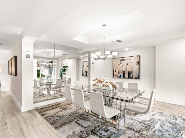 Дом в аренду по адресу 2367 Queen Palm Road - фото 6608806