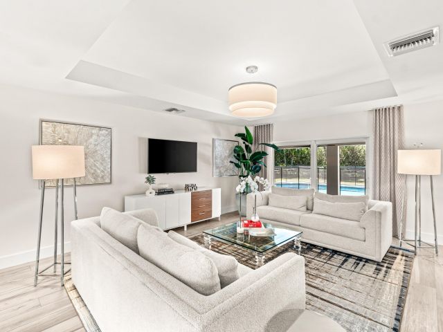 Дом в аренду по адресу 2367 Queen Palm Road - фото 6608809