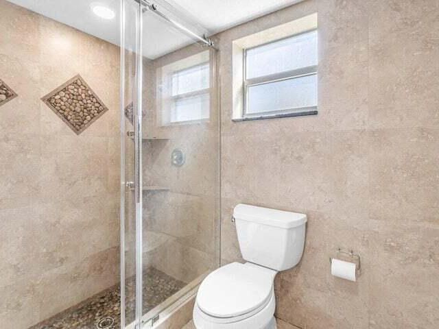 Дом в аренду по адресу 653 NW 10th Court - фото 6608827