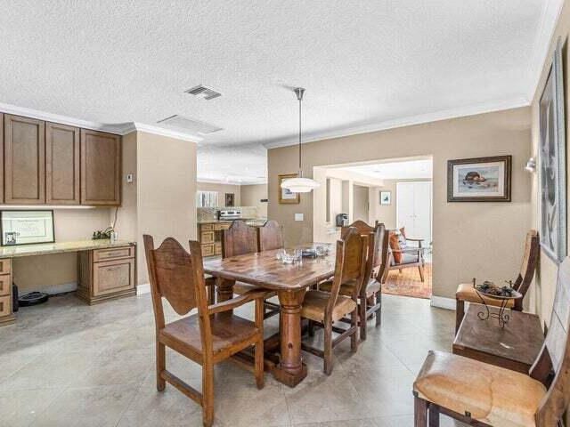 Дом в аренду по адресу 653 NW 10th Court - фото 6608837