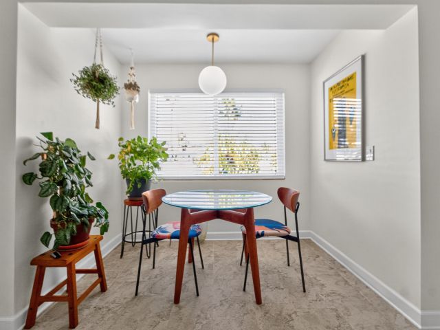 Продажа дома по адресу 217 E 23rd Street - фото 6622290