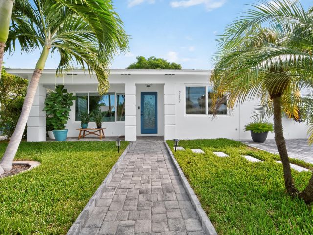 Продажа дома по адресу 217 E 23rd Street - фото 6622306