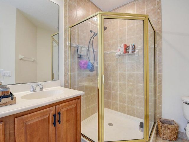 Дом в аренду по адресу 295 NE 5th Avenue 31 - фото 6608975