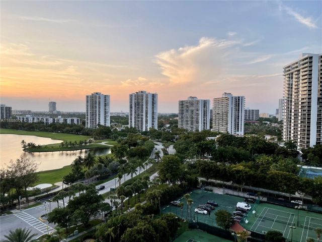 Продажа квартиры #1409 - фото 6608593