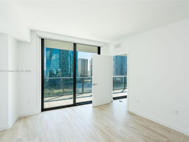 Продажа квартиры #1003 - фото 6609518