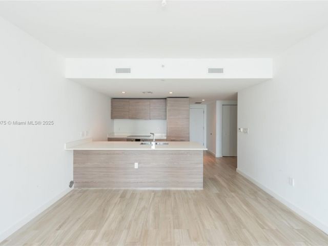 Продажа квартиры #1003 - фото 6609524