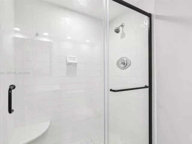 Продажа квартиры #1102 - фото 6639623