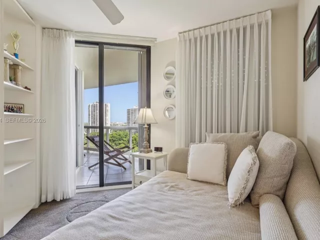 Продажа квартиры #1102 - фото 6639625