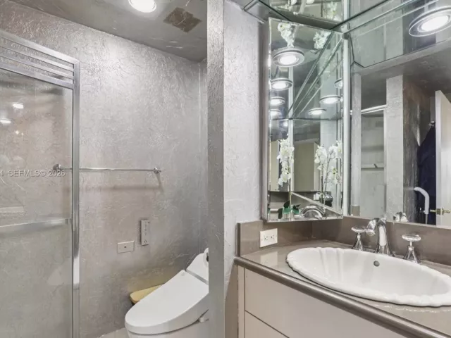 Продажа квартиры #1102 - фото 6639627