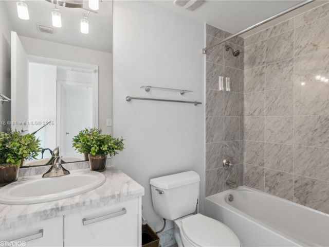 Продажа квартиры #3903 - фото 6612482