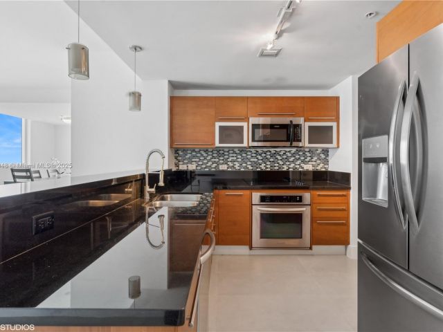 Продажа квартиры #3903 - фото 6612487