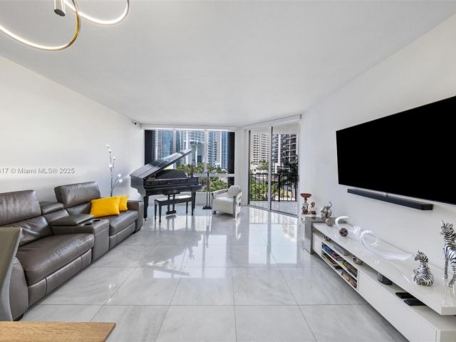 Продажа квартиры #A710 - фото 6609686