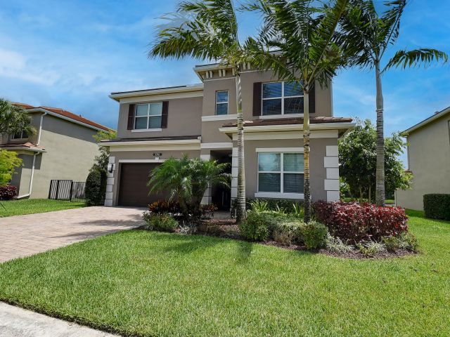 Дом в аренду по адресу 9748 Celtic Sea Lane - фото 6816678