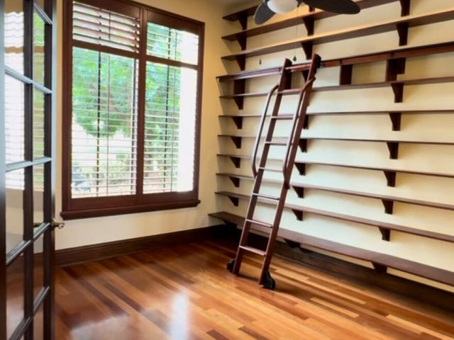 Дом в аренду по адресу 9407 Bridgebrook Drive - фото 6622975