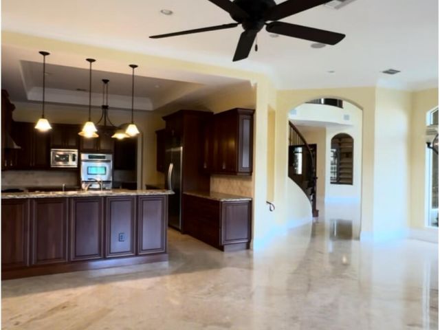 Дом в аренду по адресу 9407 Bridgebrook Drive - фото 6622977