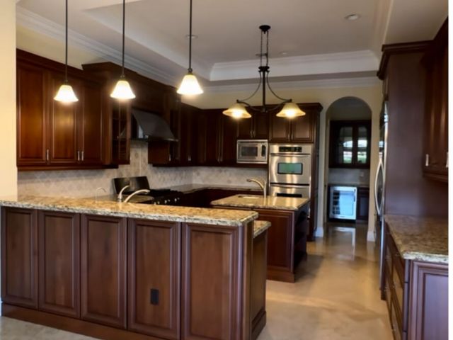 Дом в аренду по адресу 9407 Bridgebrook Drive - фото 6622979