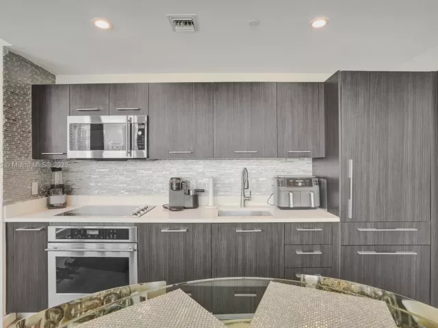 Продажа квартиры #2201 - фото 6952617