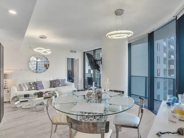 Продажа квартиры #2201 - фото 6952620