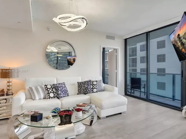 Продажа квартиры #2201 - фото 6952623