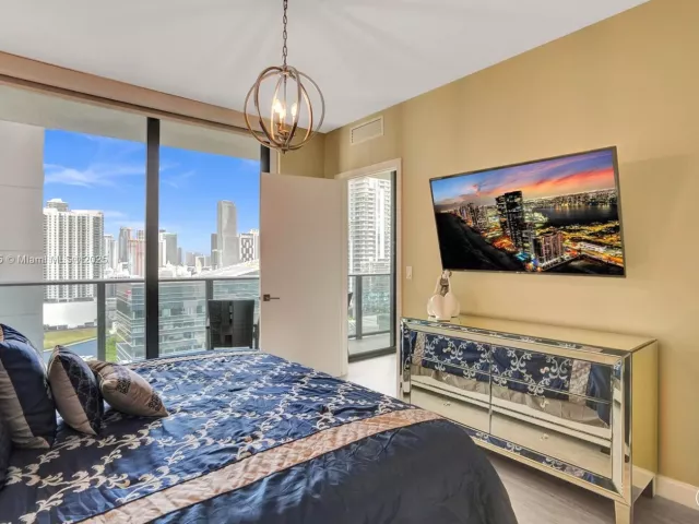 Продажа квартиры #2201 - фото 6952611