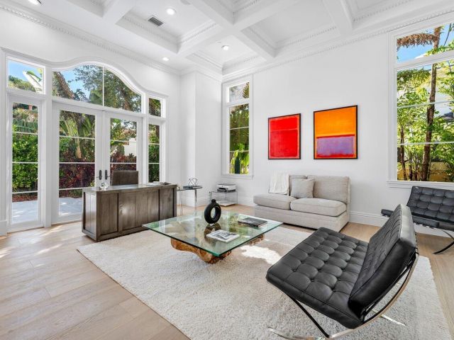 Продажа дома по адресу 155 SE Spanish Trail - фото 6679230