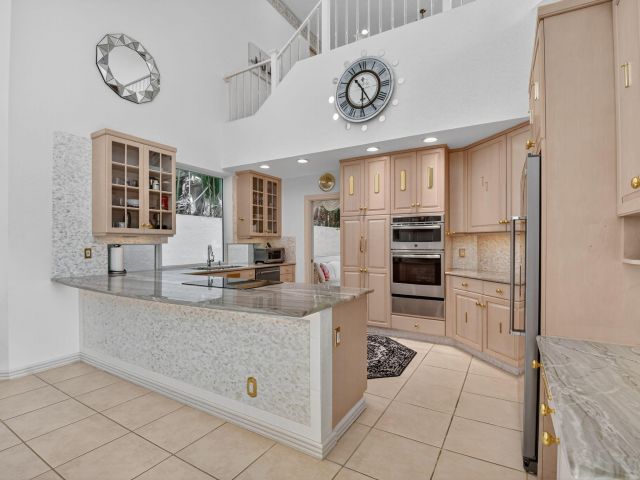 Продажа дома по адресу 16670 Senterra Drive - фото 6656744