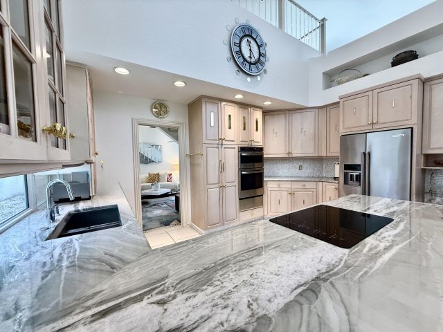 Продажа дома по адресу 16670 Senterra Drive - фото 6656747