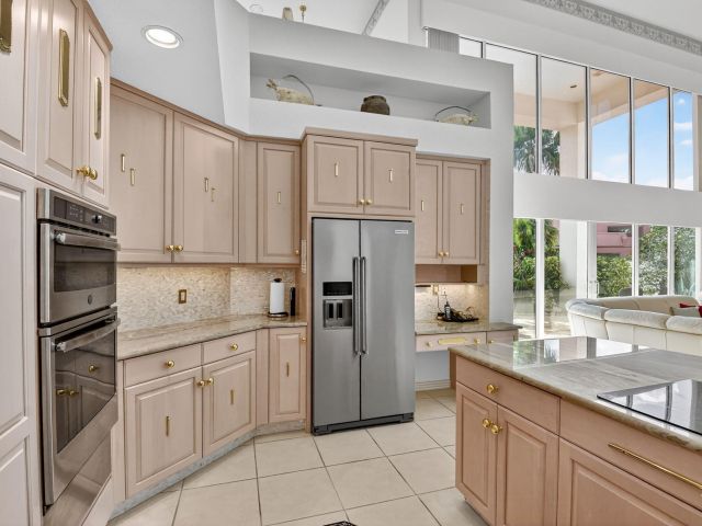 Продажа дома по адресу 16670 Senterra Drive - фото 6656748