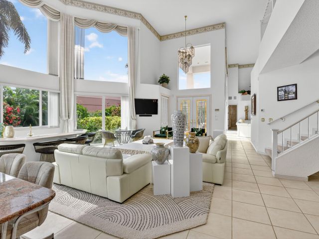 Продажа дома по адресу 16670 Senterra Drive - фото 6656752