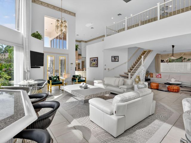 Продажа дома по адресу 16670 Senterra Drive - фото 6656753