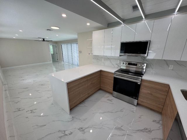 Продажа дома по адресу 3621 Riverland Road - фото 6621516