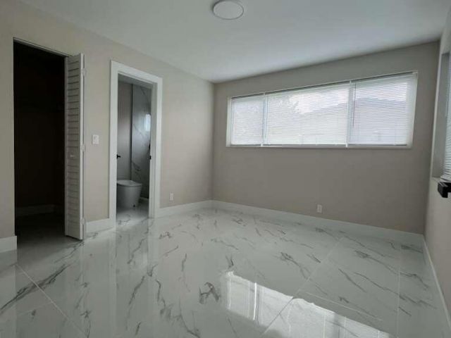 Продажа дома по адресу 3621 Riverland Road - фото 6687630