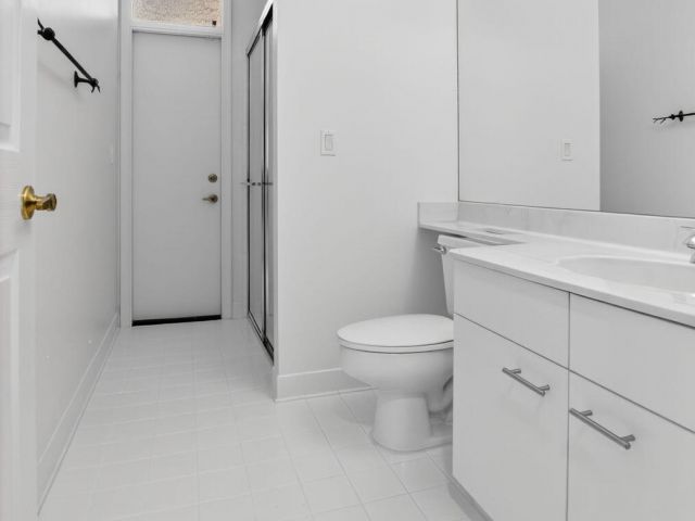 Продажа дома по адресу 10028 Venezia Place - фото 6643930