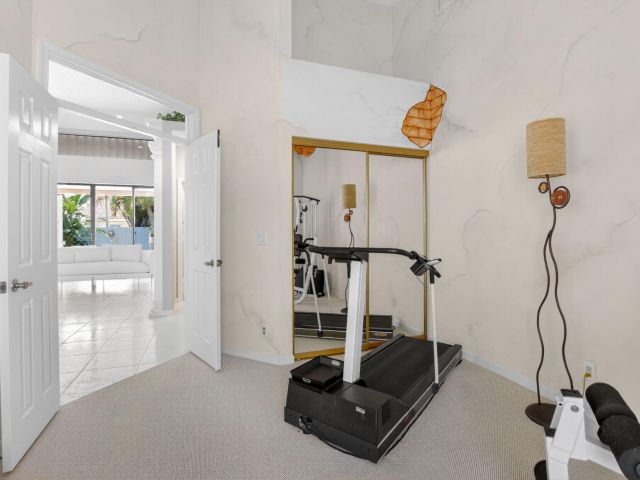 Продажа дома по адресу 10028 Venezia Place - фото 6643933