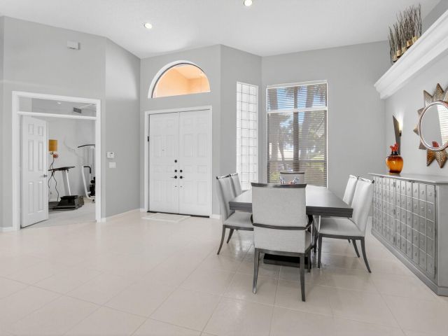 Продажа дома по адресу 10028 Venezia Place - фото 6643946