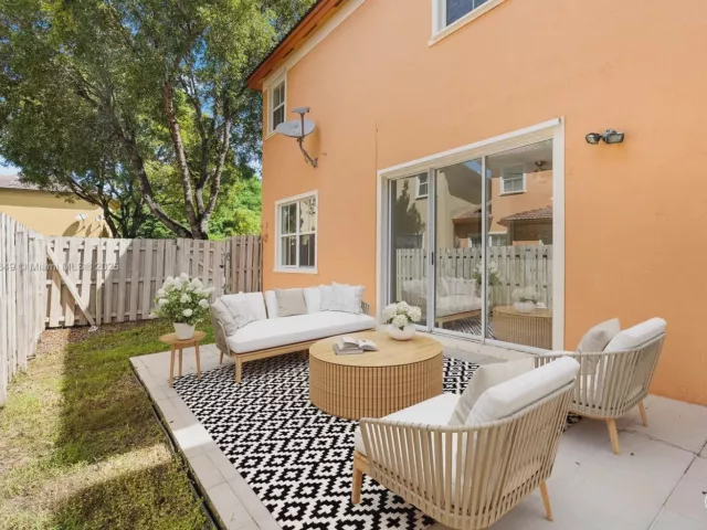 Продажа дома по адресу 8450 NW 113th Psge - фото 6611295